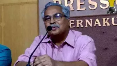 ശാന്തിവനത്തിലൂടെയുള്ള ടവര്‍ നിര്‍മ്മാണം; വൈദ്യുത വകുപ്പ് പ്രചരിപ്പിക്കുന്നത് അസത്യങ്ങളാണെന്ന് ബിനോയ് വിശ്വം