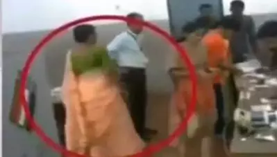 കാസര്‍കോടും കണ്ണൂരും കള്ളവോട്ട് നടന്ന നാല് ബൂത്തുകളില്‍ ഞായറാഴ്ച റീപോളിങ്