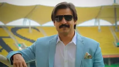 ഒടുവില്‍ മാപ്പ് പറഞ്ഞ് തടിയൂരി വിവേക് ഒബ്രോയ് ; ഐശ്വര്യ റായ് ബച്ചനെതിരായ ട്രോള്‍ ഡിലീറ്റ് ചെയ്തു