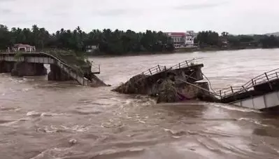 അതിവര്‍ഷം തന്നെയാണ് പ്രളയത്തിന് കാരണം;ജുഡീഷ്യല്‍ അന്വേഷണം ആവശ്യമില്ല: അമികസ് ക്യൂറി റിപ്പോര്‍ട്ട് തള്ളി സര്‍ക്കാര്‍