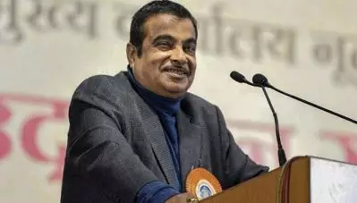 ‘കേരളത്തോട് വിവേചനം കാണിക്കില്ല’; ദേശീയപാത മുന്‍ഗണന പട്ടികയില്‍ നിന്ന് കേരളത്തെ ഒഴിവാക്കിയ വിജ്ഞാപനം റദ്ദാക്കിയതായി ഗഡ്ഗരി