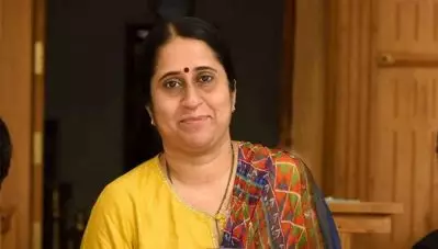 ആന എഴുന്നള്ളത്ത് ഹൈന്ദവ ഗ്രന്ഥങ്ങളിലില്ല; ആനയും ദേവപ്രീതിയുമായി ഒരു ബന്ധവുമില്ല: ലക്ഷ്മി രാജീവ്