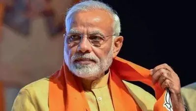 രാഹുലും തേജസ്വിയും മുഗളന്മാരെ പോലെ കളിയാക്കുന്നു; മാംസാഹാരം കഴിക്കുന്നതിന്റെ വീഡിയോ പങ്കുവെച്ചതില്‍ പ്രധാനമന്ത്രി