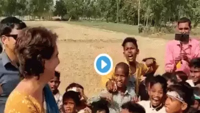 പ്രിയങ്കയുടെ പ്രചാരണത്തിനിടെ മോദിക്കെതിരേ കുട്ടികള്‍ മോശം വാക്കുകള്‍ ഉപയോഗിച്ചു; നടപടി വേണമെന്ന് തെരഞ്ഞെടുപ്പ് കമ്മീഷനോട് ബാലാവകാശ കമ്മീഷന്‍