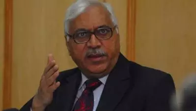 ‘സുരക്ഷിതമല്ലാതെ ഇ.വി.എമ്മുകള്‍ കണ്ടെത്തിയത് ഗുരുതര വീഴ്ച’ ചട്ടങ്ങള്‍ എടുത്തുപറഞ്ഞ് തെരഞ്ഞെടുപ്പു കമ്മീഷനതിരെ മുന്‍ മുഖ്യ തെരഞ്ഞെടുപ്പു കമ്മീഷണര്‍