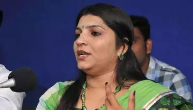 അമേഠിയില്‍ രാഹുലിനെതിരെ സരിത സ്വതന്ത്ര സ്ഥാനാര്‍ത്ഥി; ചിഹ്നം പച്ചമുളക്