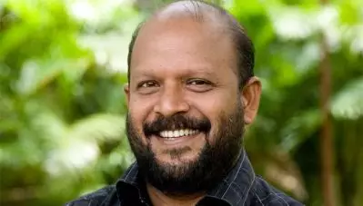 രാഷ്ട്രീയമല്ല, രാജ്യം ഒറ്റക്കെട്ടാണെന്ന സന്ദേശമാണത്; പ്രധാനമന്ത്രിയുടെ ‘ദീപം തെളിയിക്കല്‍’ കേരളം ഏറ്റെടുക്കുമെന്ന് വി.എസ് സുനില്‍ കുമാര്‍