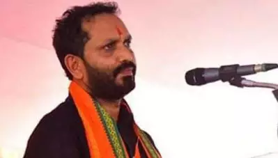 ശബരിമലയിലെ സ്വര്‍ണ്ണത്തിലും വെള്ളിയിലുമുള്ള കുറവ്; യുവതികളെ മലകയറ്റാന്‍ കാണിക്കുന്ന ജാഗ്രത സര്‍ക്കാര്‍ ഇതില്‍ കാണിച്ചില്ലേയെന്ന് സുരേന്ദ്രന്‍