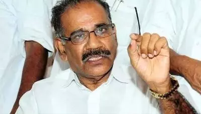 തോല്‍പ്പെട്ടിയിലെ ആദിവാസി കുടിലുകള്‍ പൊളിച്ച സംഭവം; അന്വേഷണത്തിന് ഉത്തരവിട്ട് വനംമന്ത്രി