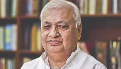 ‘മുസ്‌ലീങ്ങളെ പരിഷ്‌കൃതരാക്കേണ്ടത് കോണ്‍ഗ്രസിന്റെ പണിയല്ല; അവര്‍ ഗട്ടറില്‍ കിടക്കുകയാണെങ്കില്‍ കിടക്കട്ടെ’ യെന്ന് പറഞ്ഞത് നരസിംഹറാവു; വിശദീകരിച്ച് ആരിഫ് മുഹമ്മദ് ഖാന്‍