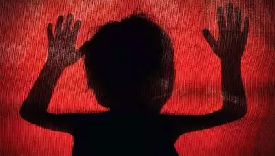 ‘നല്ലഭാവിക്ക് പെണ്‍കുഞ്ഞിനെ ബലിയര്‍പ്പിക്കണമെന്ന് ജോത്സ്യന്‍’; കുഞ്ഞിനെ കഴുത്തുഞെരിച്ച് കൊലപ്പെടുത്തി പിതാവ്