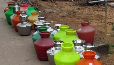 കനത്ത വരള്‍ച്ച; തമിഴ്‌നാടിന് കുടിവെള്ളം നല്‍കാമെന്ന് കേരളം; ആവശ്യമില്ലെന്ന് തമിഴ്‌നാട്