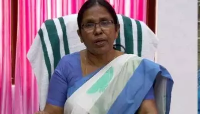 ‘നിരീക്ഷണത്തില്‍ ഇരിക്കാന്‍ തയ്യാറാകാത്തവരെ പ്രത്യേക കേന്ദ്രങ്ങളിലേക്ക് മാറ്റേണ്ടി വരും’;നഴ്‌സുമാറും ഡോക്ടര്‍മാറും ക്ഷീണിച്ചു പോകാതിരിക്കുക എന്നത് തന്നെ സംബന്ധിച്ച് ഏറ്റവും പ്രധാനപ്പെട്ട കാര്യമാണെന്നും മന്ത്രി കെ.കെ ശൈലജ