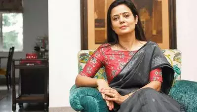 ‘കിസീ കാ ബാപ് കാ ഹിന്ദുസ്ഥാന്‍ തോഡീ ഹേ’; ബി.ജെ.പിയെ പൊളിച്ചടുക്കി പാര്‍ലമെന്റില്‍ തന്റെ കന്നിപ്രസംഗവുമായി മഹുവ മോയിത്ര- വീഡിയോ