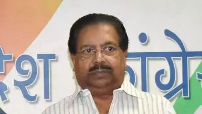 പിസി ചാക്കോ രാജിവെക്കണമെന്ന് ദല്‍ഹിയിലെ നേതാക്കള്‍; പാര്‍ട്ടി പറഞ്ഞാല്‍ രാജിവെക്കാമെന്ന് ചാക്കോ
