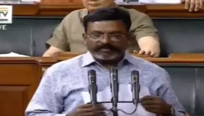 ‘അംബേദ്കറും പെരിയാറും വിജയിക്കട്ടെ’, ‘ജനാധിപത്യവും സമത്വവും വിജയിക്കട്ടെ’; തിരുമാളവന്‍ ലോക്‌സഭയില്‍