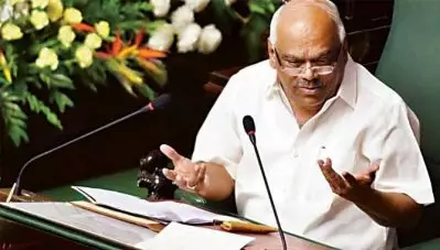 ‘അവര്‍ വരുന്നതറിഞ്ഞ് ഞാന്‍ ഓടിപ്പോയതല്ല, വാര്‍ത്തകള്‍ വേദനിപ്പിക്കുന്നത്’; ആരോപണങ്ങള്‍ക്കു മറുപടിയുമായി കര്‍ണാടക സ്പീക്കര്‍
