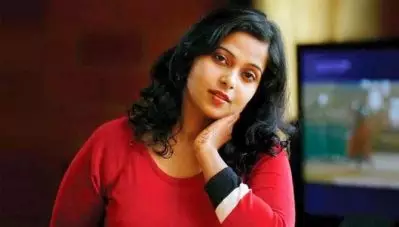 ‘ഇവള്‍ എന്റെ ഒരേയൊരു മകളാണ്’; ആ പോസ്റ്റില്‍ വന്ന കമന്റ് ഇങ്ങനെ; കക്ഷി അമ്മിണിപ്പിള്ളയില്‍ക്കൂടി ജീവിതത്തില്‍ വന്ന മാറ്റത്തെക്കുറിച്ച് ഫറ ഷിബ്‌ല