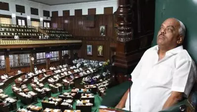 ‘എന്നെ ബലിയാടാക്കരുത്’; അഭ്യര്‍ഥനയുമായി സ്പീക്കര്‍; കര്‍ണാടക നിയമസഭയില്‍ ചര്‍ച്ച തുടങ്ങി