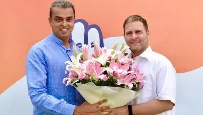 കോണ്‍ഗ്രസില്‍ രാജി തുടരുന്നു; മുംബൈ കോണ്‍ഗ്രസ് പ്രസിഡന്റ് മിലിന്ദ് ദിയോറ രാജി വച്ചു; ദേശീയതലത്തിലേക്കെന്ന് സൂചന