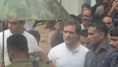 ‘മുംബൈ വെള്ളത്തില്‍ മുങ്ങിയപ്പോള്‍ നിങ്ങള്‍ എവിടെയായിരുന്നു’; കോണ്‍ഗ്രസ് പ്രവര്‍ത്തകര്‍ക്കെതിരെ വിമര്‍ശനവുമായി രാഹുല്‍ ഗാന്ധി