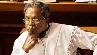 കാലുവാരിയവരോട് ‘കടക്ക് പുറത്ത്’; കര്‍ണാടകത്തില്‍ 14 വിമതരെ കോണ്‍ഗ്രസ് പുറത്താക്കി