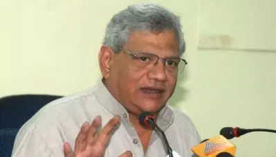 ‘ഇന്റര്‍നെറ്റ് വിച്ഛേദനം, അടിയന്തിരാവസ്ഥയേക്കാള്‍ ഭീകരം’; സീതാറാം യെച്ചൂരി