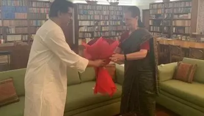 മഹാരാഷ്ട്രയില്‍ കോണ്‍ഗ്രസും എന്‍.സി.പിയും സഖ്യം ചേരണം; സോണിയ്ക്ക് മുന്നില്‍ നിര്‍ദേശവുമായി രാജ് താക്കറെ
