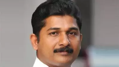 നിലമ്പൂരില്‍ എം. സ്വരാജ് എല്‍.ഡി.എഫ് സ്ഥാനാര്‍ത്ഥി