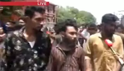 ‘കത്തിയും വാളുംകൊണ്ട് സ്വന്തം പാര്‍ട്ടിക്കാരെ വെട്ടാന്‍ വരുന്നവരാണ് ഇവിടുത്തെ എസ്.എഫ്.ഐ’ ; നേതൃത്വത്തിനെതിരെ വിമര്‍ശനവുമായി എസ്.എഫ്.ഐ പ്രവര്‍ത്തകര്‍