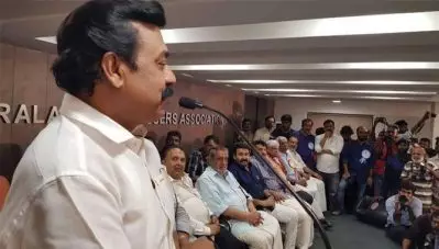 ‘ഇത്ര നെറികേടു കാട്ടിയിട്ടു വേണോ ചടങ്ങ് നടത്തേണ്ടത്’; പ്രസിഡന്റിന്റെയും സെക്രട്ടറിയുടെയും തല്ലിപ്പൊളി പടങ്ങള്‍ ലക്ഷങ്ങള്‍ക്കും കോടികള്‍ക്കും വില്‍ക്കുന്നത് അഴിമതി അല്ലേ..; രൂക്ഷവിമര്‍ശനവുമായി വിനയന്‍