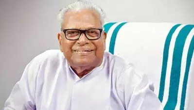 ‘പൊലീസിന് ജുഡീഷ്യല്‍ അധികാരം കൂടി നല്‍കിയാല്‍ എന്താകുമെന്ന് കണ്ണുതുറന്ന് കാണണം’; സര്‍ക്കാരിനോട് വി.എസ്
