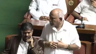 അര്‍ധരാത്രി വരെ സഭയില്‍ തുടരാന്‍ തയ്യാര്‍; വിശ്വാസ വോട്ടെടുപ്പ് ഇന്ന് തന്നെ നടത്തണമെന്ന് യെദ്യൂരപ്പ
