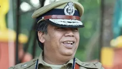 ‘ഈ ഞായറാഴ്ച കടകള്‍ നിര്‍ബന്ധിച്ച് അടപ്പിക്കരുത്’, ജില്ലാ പൊലീസ് മേധാവികള്‍ക്ക് ലോക്‌നാഥ് ബെഹ്‌റയുടെ നിര്‍ദ്ദേശം
