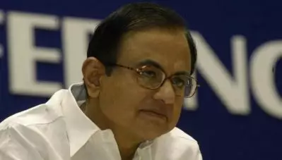 അറസ്റ്റ് ഭരണഘടനാവിരുദ്ധം; ചിദംബരം വീണ്ടും സുപ്രീംകോടതിയിലേക്ക്