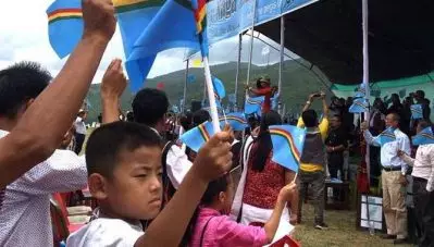 ഇന്ത്യന്‍ സ്വാതന്ത്ര്യദിനത്തലേന്ന് ‘നാഗാ ദേശീയ പതാക’ ഉയര്‍ത്തി മണിപ്പൂരില്‍ സ്വാതന്ത്ര്യദിന ആഘോഷം: ചരിത്രത്തിലാദ്യമായി വന്‍ ജനപങ്കാളിത്തം