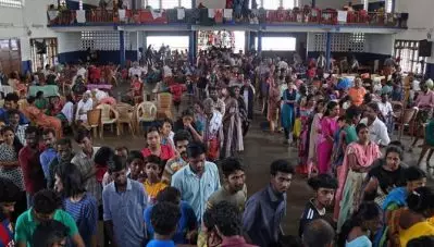 ഫീല്‍ഡ് പരിശോധന ഉണ്ടാവില്ല; ദുരിതാശ്വാസ ക്യാമ്പുകളില്‍ കഴിഞ്ഞ കുടുംബങ്ങള്‍ക്ക് പതിനായിരം രൂപ വീതം അടിയന്തര സഹായം