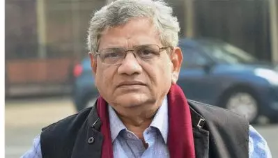 ‘ഇത് ഹിന്ദുത്വ അജണ്ട നടപ്പാക്കാനുള്ള ആസൂത്രിത അക്രമം,വിജയിക്കാന്‍ അവരെ അനുവദിക്കില്ല’ ; ജെ.എന്‍.യു അക്രമത്തില്‍ പ്രതികരണവുമായി യെച്ചൂരി