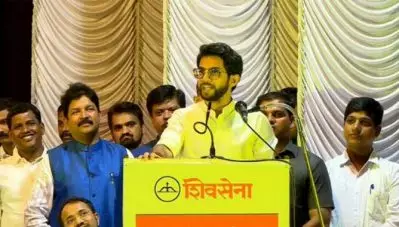 ‘ചാന്ദ്രയാന്‍ 2 വിന് ചന്ദ്രനില്‍ ഇറങ്ങാന്‍ കഴിഞ്ഞില്ല; പക്ഷെ ആദിത്യ താക്കറെ മന്ത്രാലയത്തിന്റെ ആറാം നിലയില്‍ എത്തും’; മഹാരാഷ്ട്രയില്‍ മുഖ്യമന്ത്രി സ്ഥാനാര്‍ത്ഥിയെ പ്രഖ്യാപിച്ച് ശിവസേന