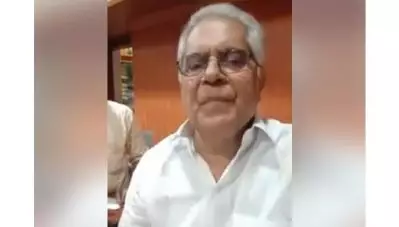 അമ്പലപ്പുഴ പാല്‍പ്പായസം എന്ന പേരില്‍ പാല്‍പ്പായസം വിറ്റ സംഭവം; തോംസണ്‍ ബേക്കറി ഉടമയെ കൊണ്ട് നിര്‍ബന്ധിച്ച് മാപ്പ് പറയിപ്പിക്കുന്ന വീഡിയോ പുറത്ത്