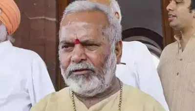 സ്വാമി ചിന്മയാനന്ദ് ലൈംഗികമായി ആക്രമിച്ചതായി നിയമ വിദ്യാര്‍ഥി; പരാതി സ്വീകരിക്കാതെ യു.പി പൊലീസ്