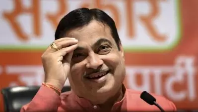 ഒടുവില്‍ അയഞ്ഞു; ഗതാഗത നിയമലംഘനത്തിനു പിഴത്തുക സംസ്ഥാനങ്ങള്‍ക്ക് നിശ്ചയിക്കാമെന്ന് കേന്ദ്രം
