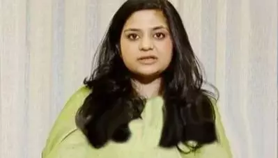 മെഹ്ബൂബ മുഫ്തിയെ കാണാന്‍ അനുവദിക്കണമെന്നാവശ്യപ്പെട്ട് മകള്‍ സുപ്രീംകോടതിയില്‍ ഹരജി നല്‍കി