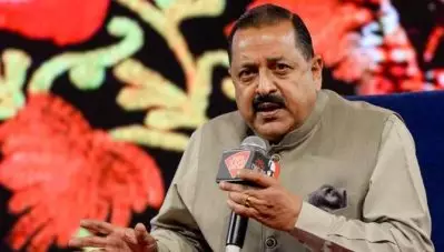 “അവര്‍ക്ക് ഞങ്ങള്‍ ഹോളിവുഡ് സിനിമകളുടെ സി.ഡി കൊടുത്തിട്ടുണ്ട്”; കശ്മീരി നേതാക്കള്‍ വീട്ടുതടങ്കലിലല്ല സുഖവാസത്തിലാണെന്ന് കേന്ദ്രമന്ത്രി