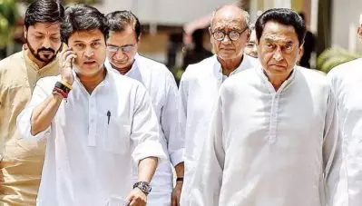 കമല്‍നാഥ് സര്‍ക്കാരില്‍ സിന്ധ്യക്ക് അതൃപ്തി; മധ്യപ്രദേശ് കോണ്‍ഗ്രസില്‍ തര്‍ക്കം മുറുകുന്നു