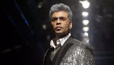 ‘ഇവിടെ സ്വാതന്ത്ര്യം ലഭിച്ചിരിക്കുന്നു, ആ ദിവസം ഉറങ്ങിയെണീറ്റ ഞാന്‍ ഒറ്റയ്ക്കിരുന്നു കരഞ്ഞു’; സ്വവര്‍ഗപ്രണയം നിയമവിധേയമാക്കിയതിനെക്കുറിച്ച് കരണ്‍ ജോഹര്‍
