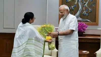 ബംഗാളില്‍ ‘ദീദി’ക്കെതിരെ ബി.ജെ.പിയുടെ ‘മോദി ദാദാ’ പ്രചാരണം
