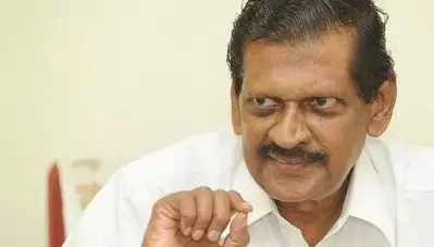 ‘ജോസ് ടോമിനെ വമ്പിച്ച ഭൂരിപക്ഷത്തില്‍ ജയിപ്പിക്കണം’; ജോസിന്റെ സ്ഥാനാര്‍ഥിക്കു വേണ്ടി വോട്ട് ചോദിച്ച് ജോസഫ് പാലായില്‍
