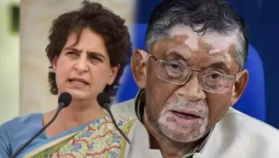 ‘ഉത്തരേന്ത്യക്കാരെ അപമാനിച്ചുകൊണ്ട് താങ്കള്‍ ഒളിച്ചോടുകയാണ്’; ഉള്ള ജോലികള്‍ തന്നെ സാമ്പത്തികത്തകര്‍ച്ചയെ തുടര്‍ന്ന് ഇല്ലാതായി; കേന്ദ്രമന്ത്രിക്കെതിരെ പ്രിയങ്ക
