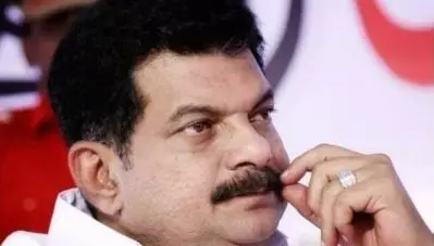 പി.വി. അന്‍വറിന്റെ അധികഭൂമി; ഇ.ഡിയും ആദായ നികുതി വകുപ്പും അന്വേഷിക്കണമെന്നാവശ്യപ്പെട്ട് ഹൈക്കോടതിയില്‍ ഹരജി